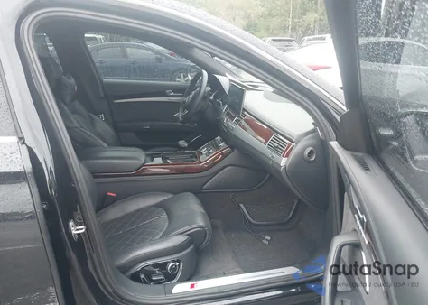 2013 Audi S8 4.0T z USA, uszkodzony, nr VIN WAUD2AFD4DN033777